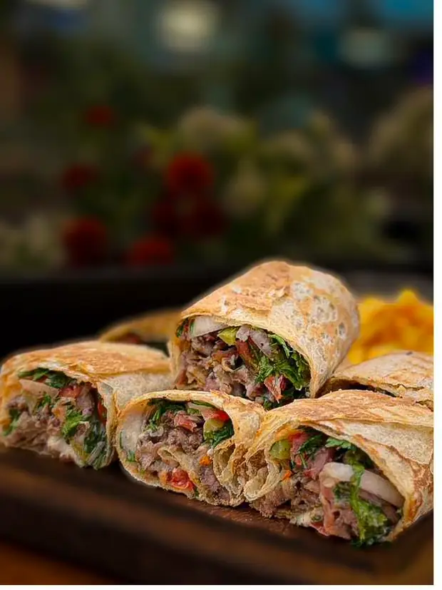 Tacos à la viande coupé en morceaux